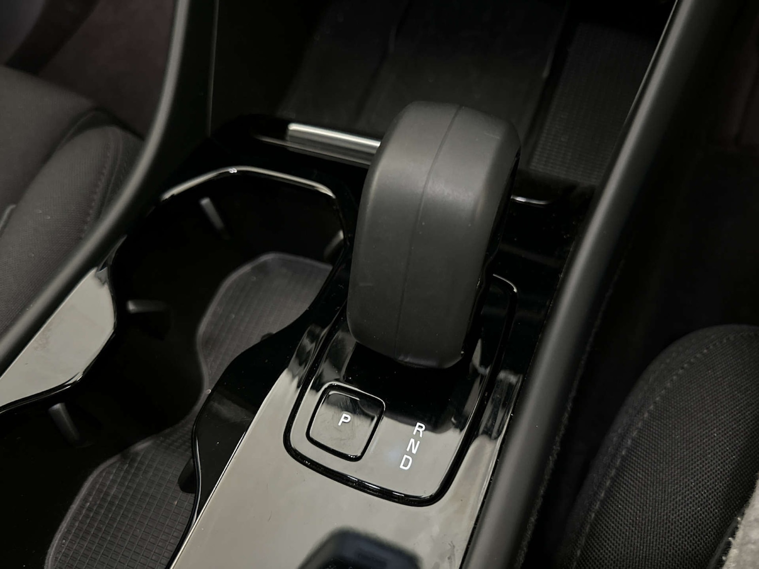 Used Volvo XC40 2023 for sale - 77844649: Photo 25