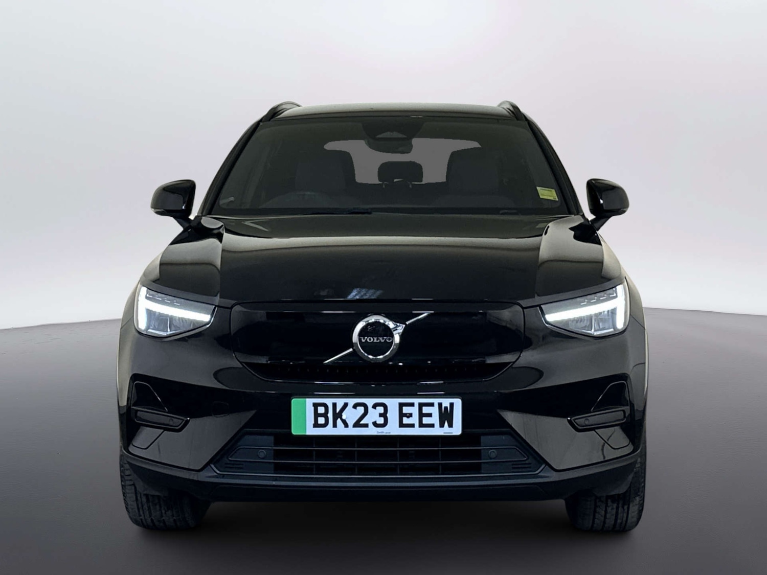 Used Volvo XC40 2023 for sale - 77844649: Photo 5