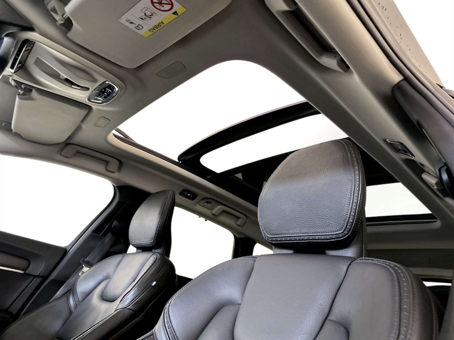 Used Volvo V90 Cross Country 2020 for sale - 77185588: Photo 14