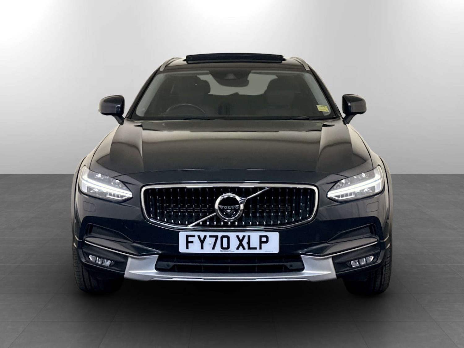 Used Volvo V90 Cross Country 2020 for sale - 77185588: Photo 5