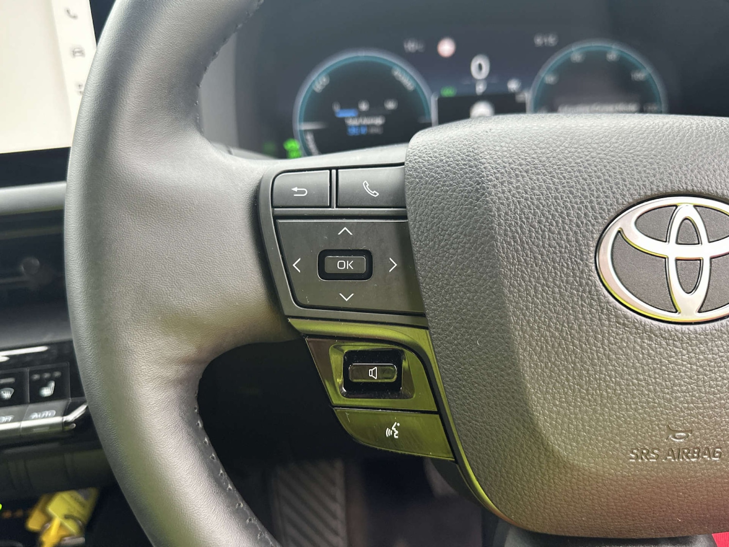 Used Toyota C-HR 2024 for sale - 78105673: Photo 15