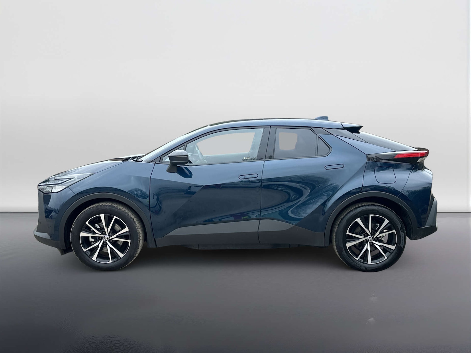 Used Toyota C-HR 2024 for sale - 78105673: Photo 7