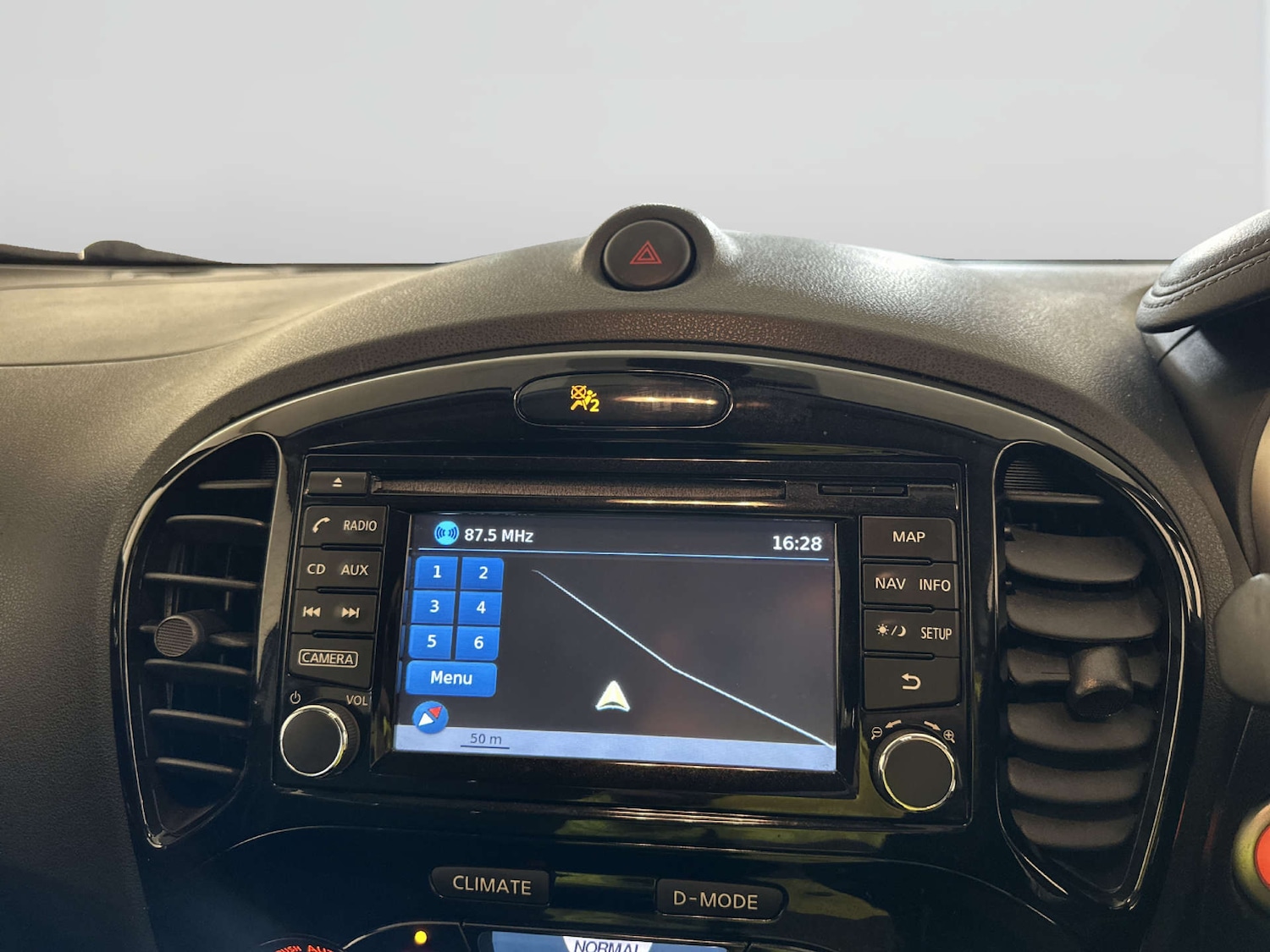 Used Nissan Juke 2018 for sale - 77864559: Photo 23