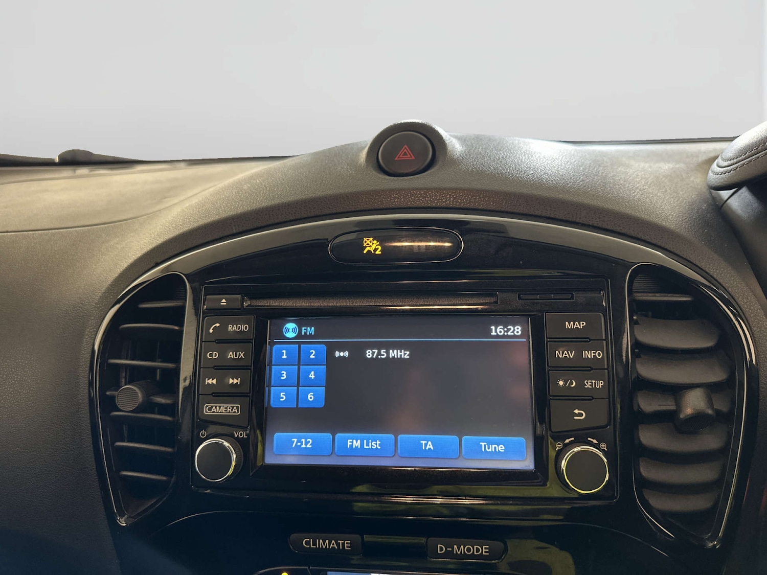 Used Nissan Juke 2018 for sale - 77864559: Photo 24