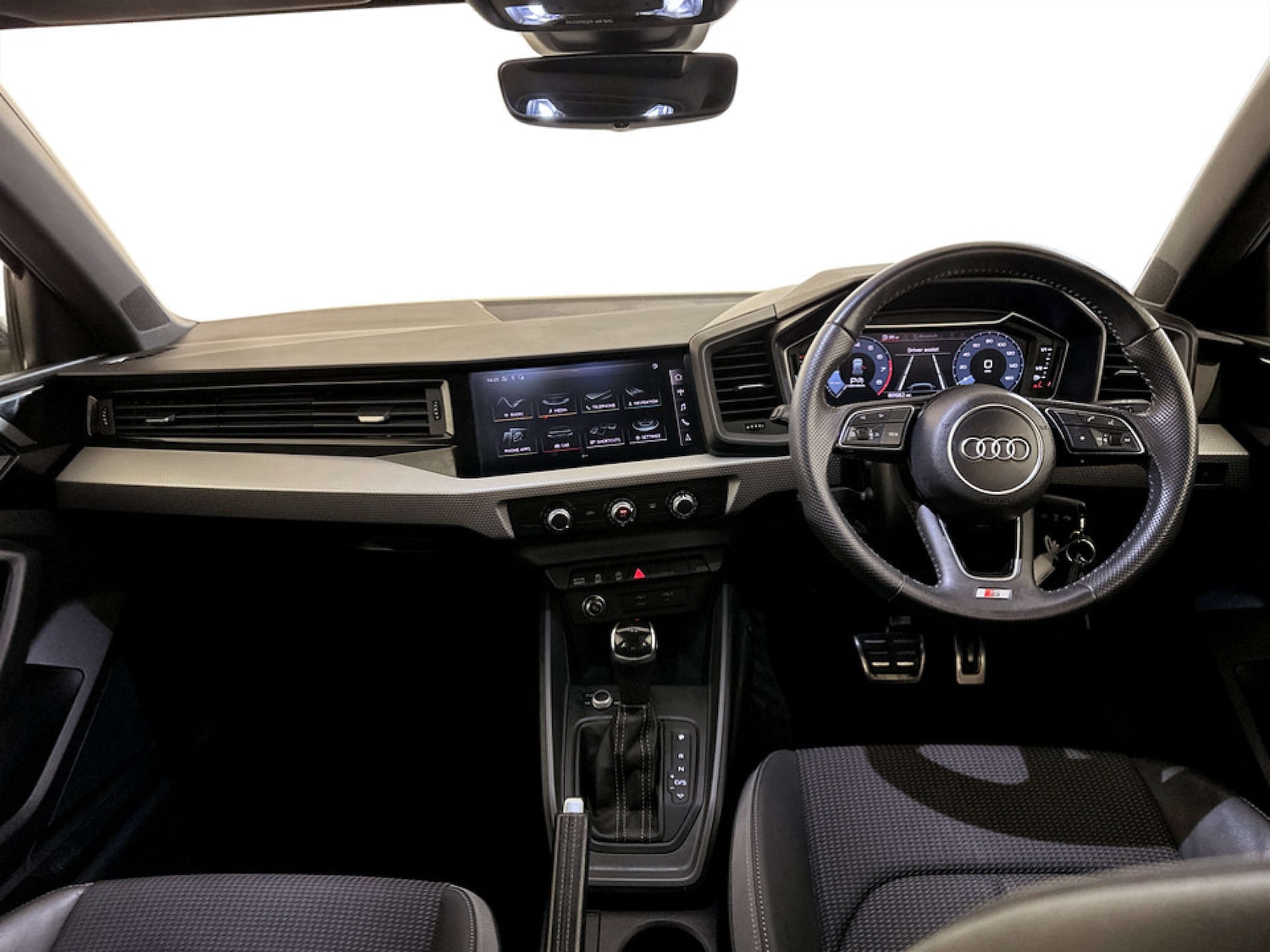 Used Audi A1 2020 for sale - 77185619: Photo 3