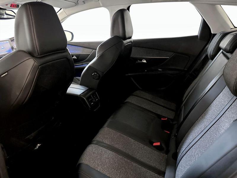 Used Peugeot 3008 2018 for sale - 76673180: Photo 14
