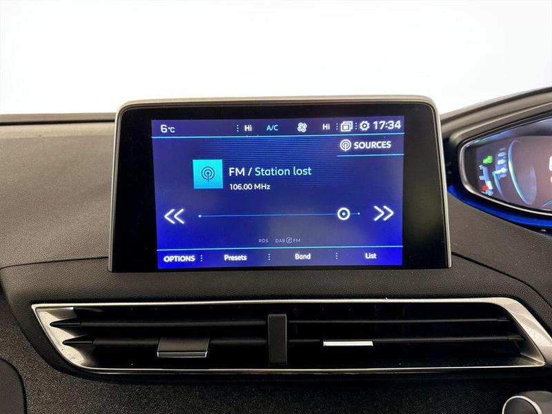 Used Peugeot 3008 2018 for sale - 76673180: Photo 21