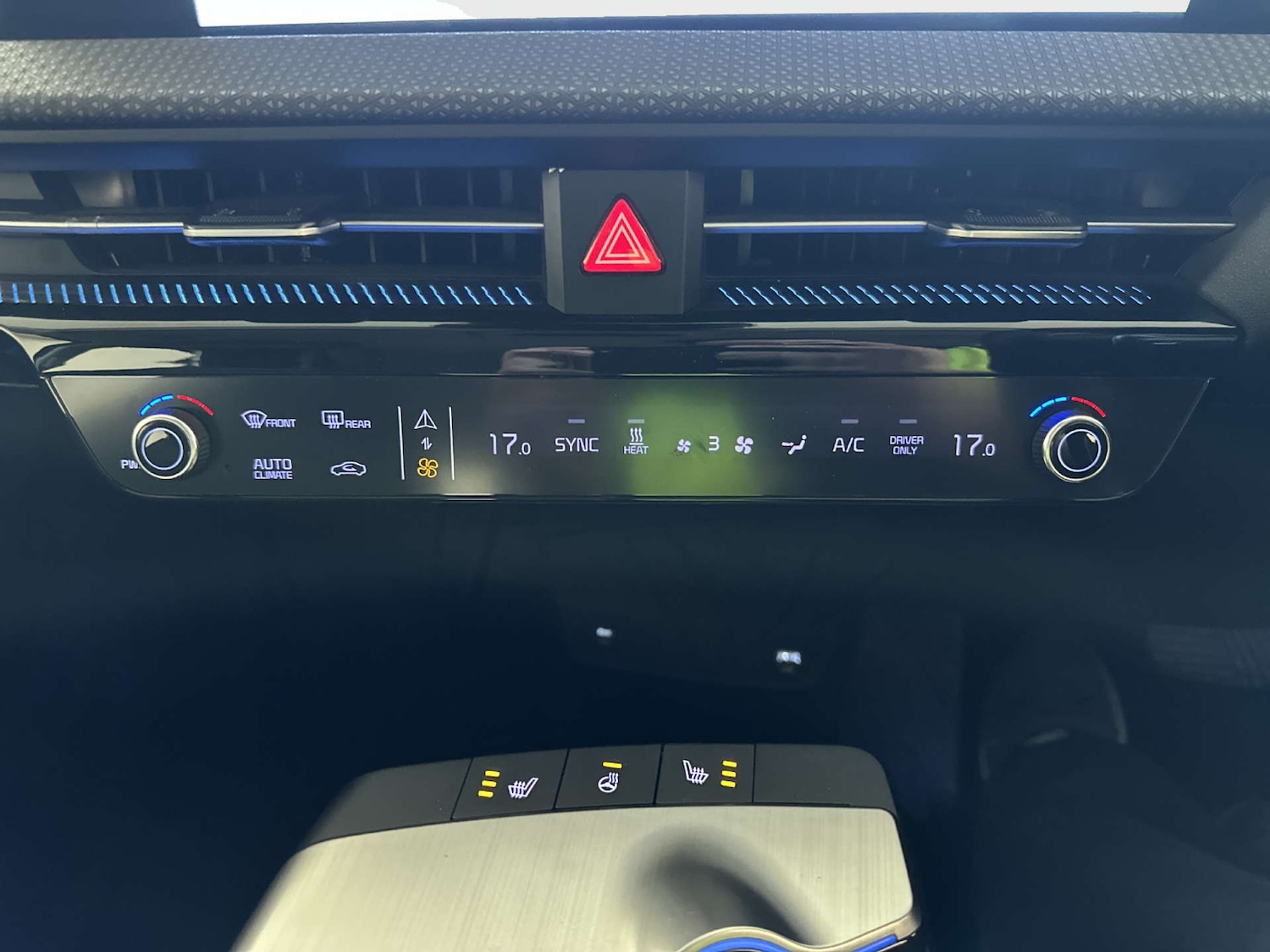 Used Kia EV6 2023 for sale - 77998551: Photo 23