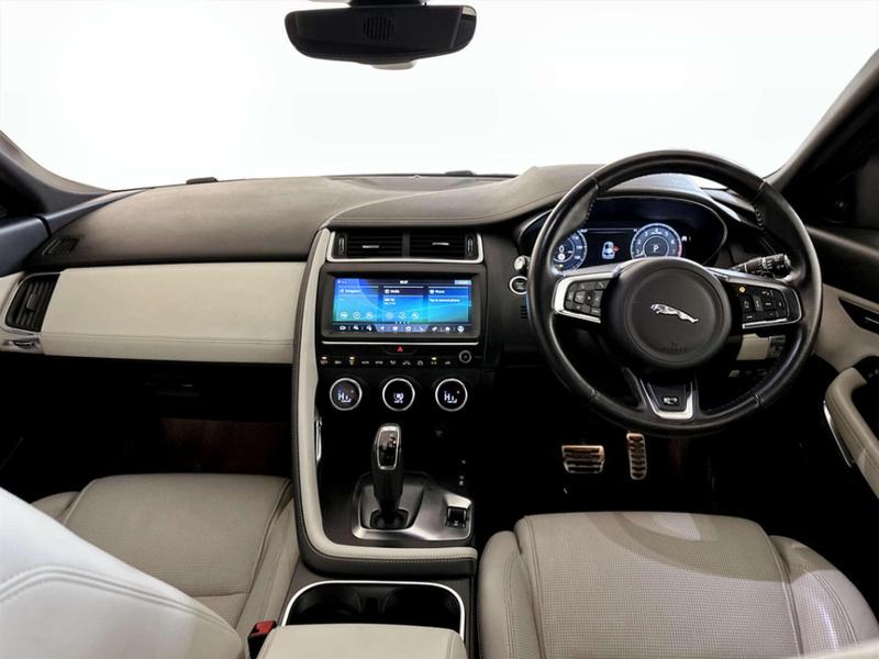 Used Jaguar E-Pace 2019 for sale - 76895559: Photo 3