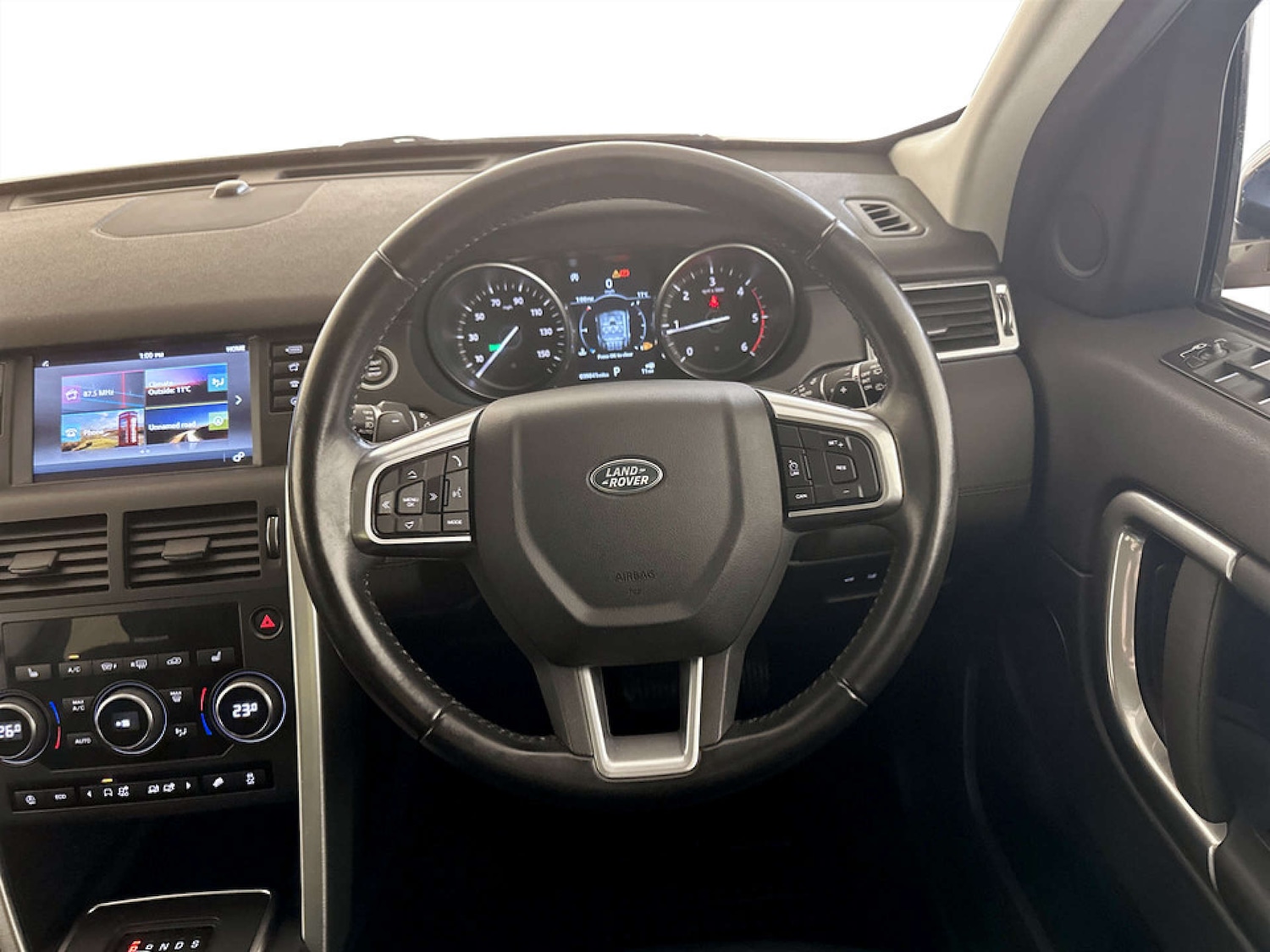 Used Land Rover Discovery Sport 2018 for sale - 77185687: Photo 17