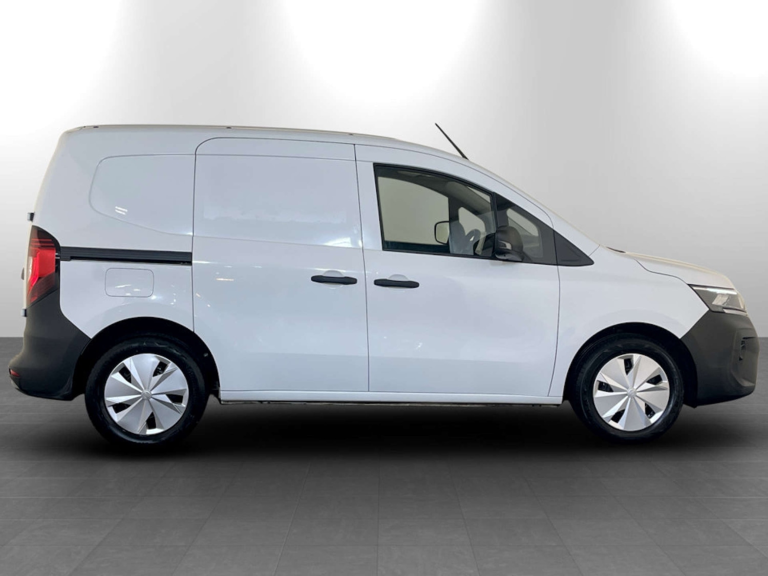 Used Nissan Other 2023 for sale - 77482220: Photo 11