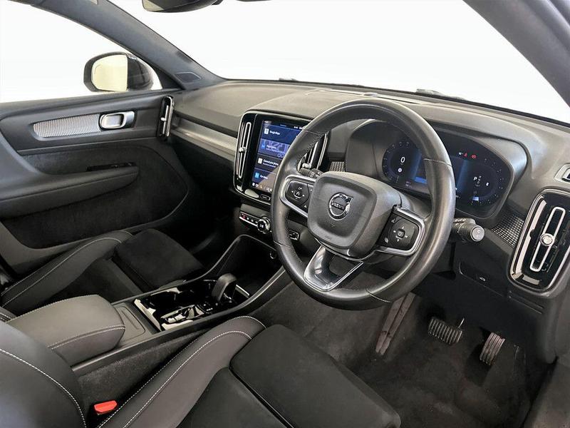 Used Volvo XC40 2023 for sale - 76006308: Photo 17