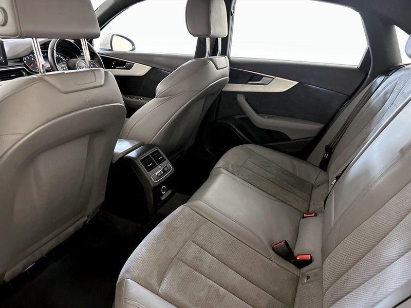 Used Audi A4 2018 for sale - 76156789: Photo 14