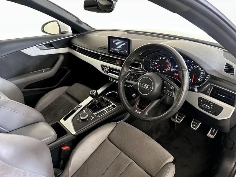 Used Audi A4 2018 for sale - 76156789: Photo 15