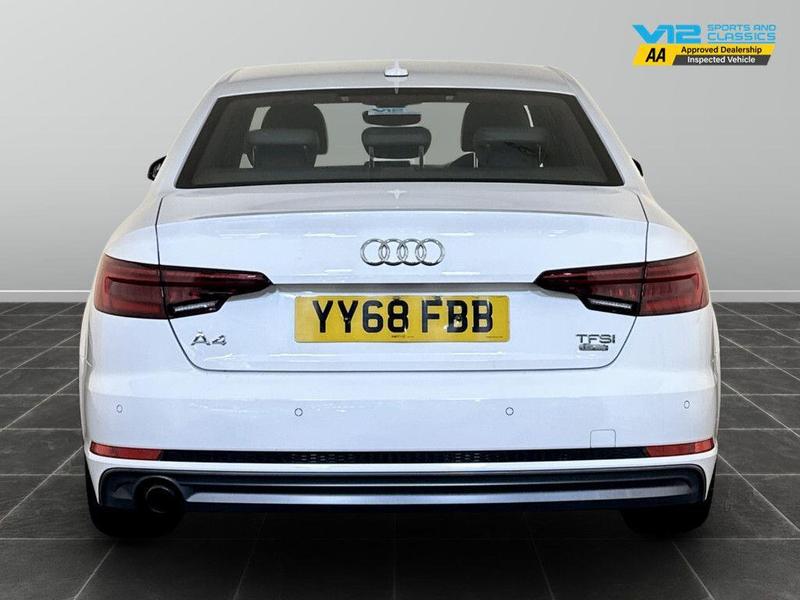 Used Audi A4 2018 for sale - 76156789: Photo 9