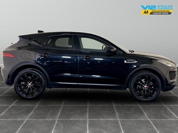 Used Jaguar E-Pace 2018 for sale - 76209496: Photo 11