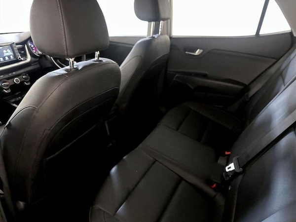 Used Kia Stonic 2020 for sale - 76209390: Photo 14