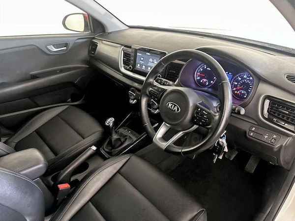 Used Kia Stonic 2020 for sale - 76209390: Photo 15