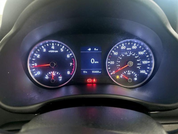 Used Kia Stonic 2020 for sale - 76209390: Photo 18