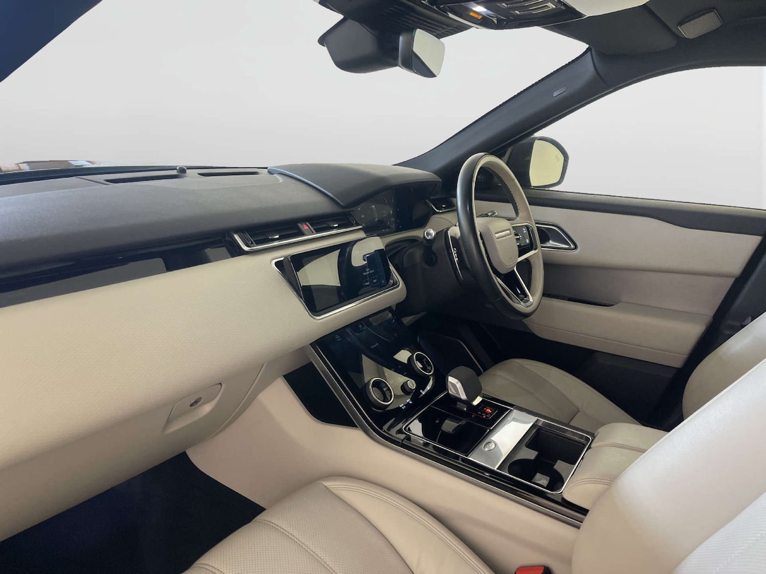 Used Land Rover Range Rover Velar 2021 for sale - 78105700: Photo 11