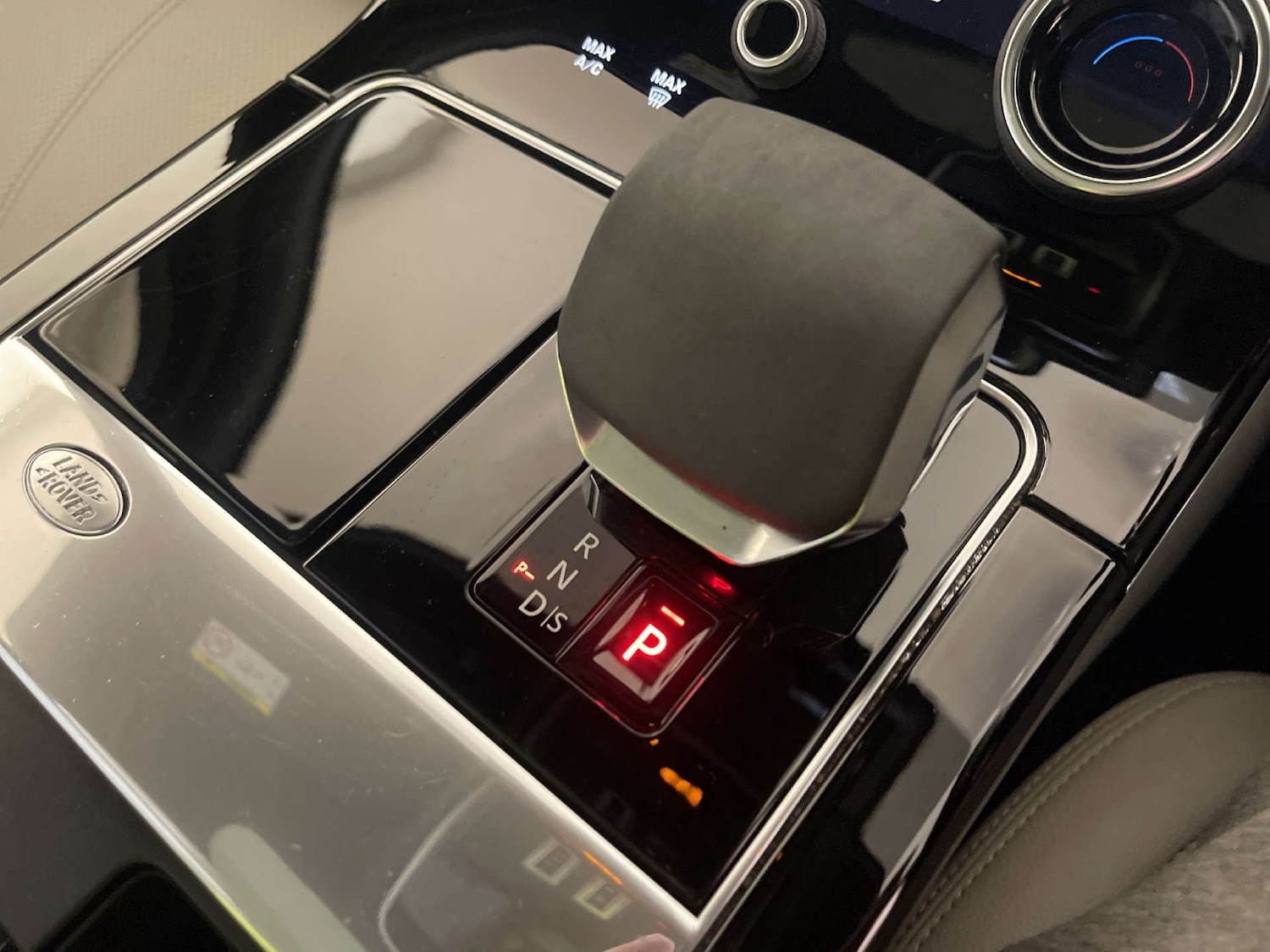 Used Land Rover Range Rover Velar 2021 for sale - 78105700: Photo 24