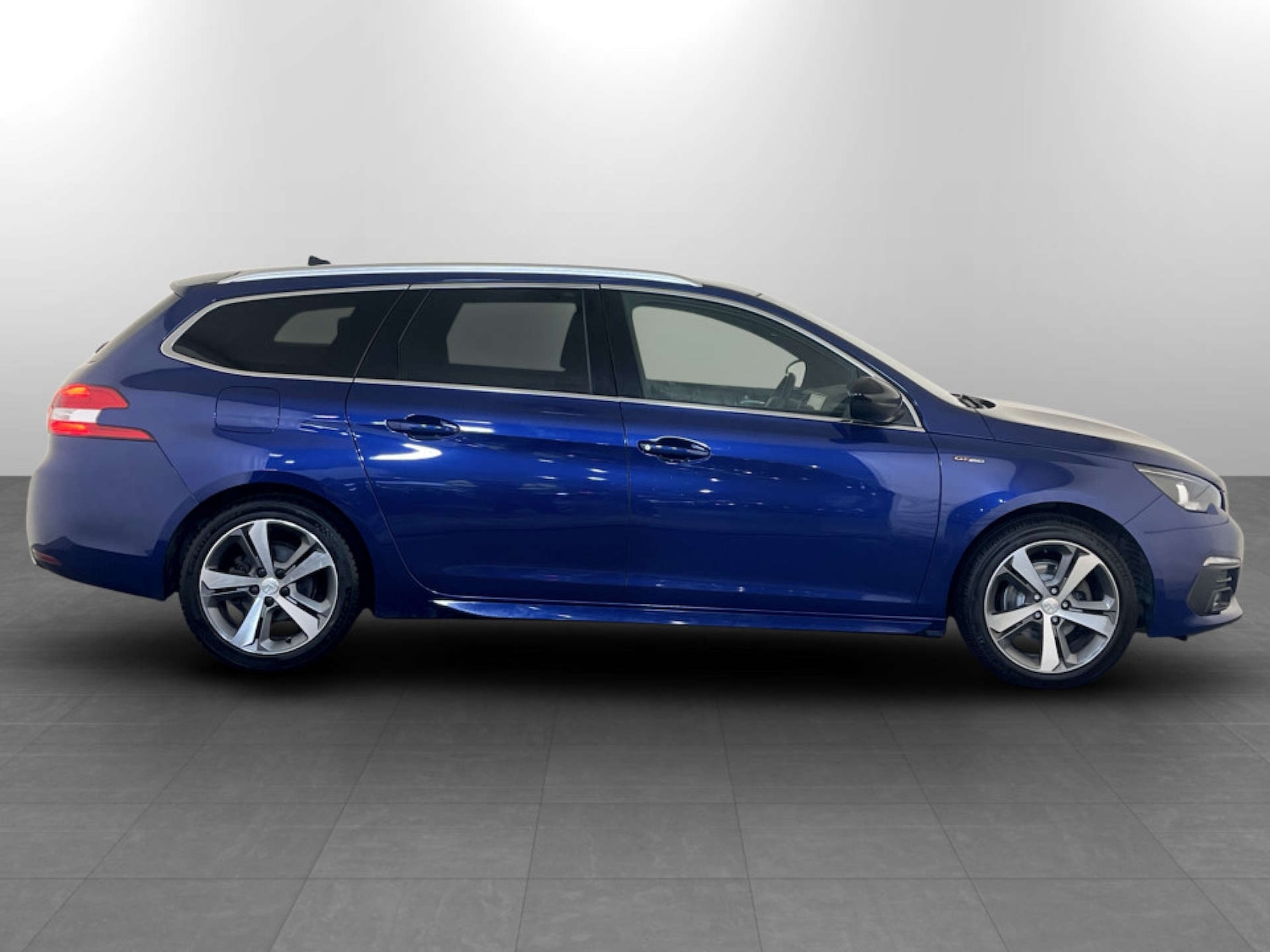 Used Peugeot 308 2019 for sale - 77569723: Photo 11