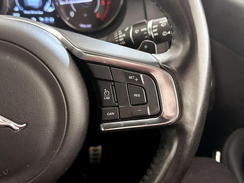 Used Jaguar E-Pace 2018 for sale - 76101787: Photo 19