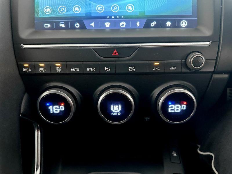 Used Jaguar E-Pace 2018 for sale - 76101787: Photo 24
