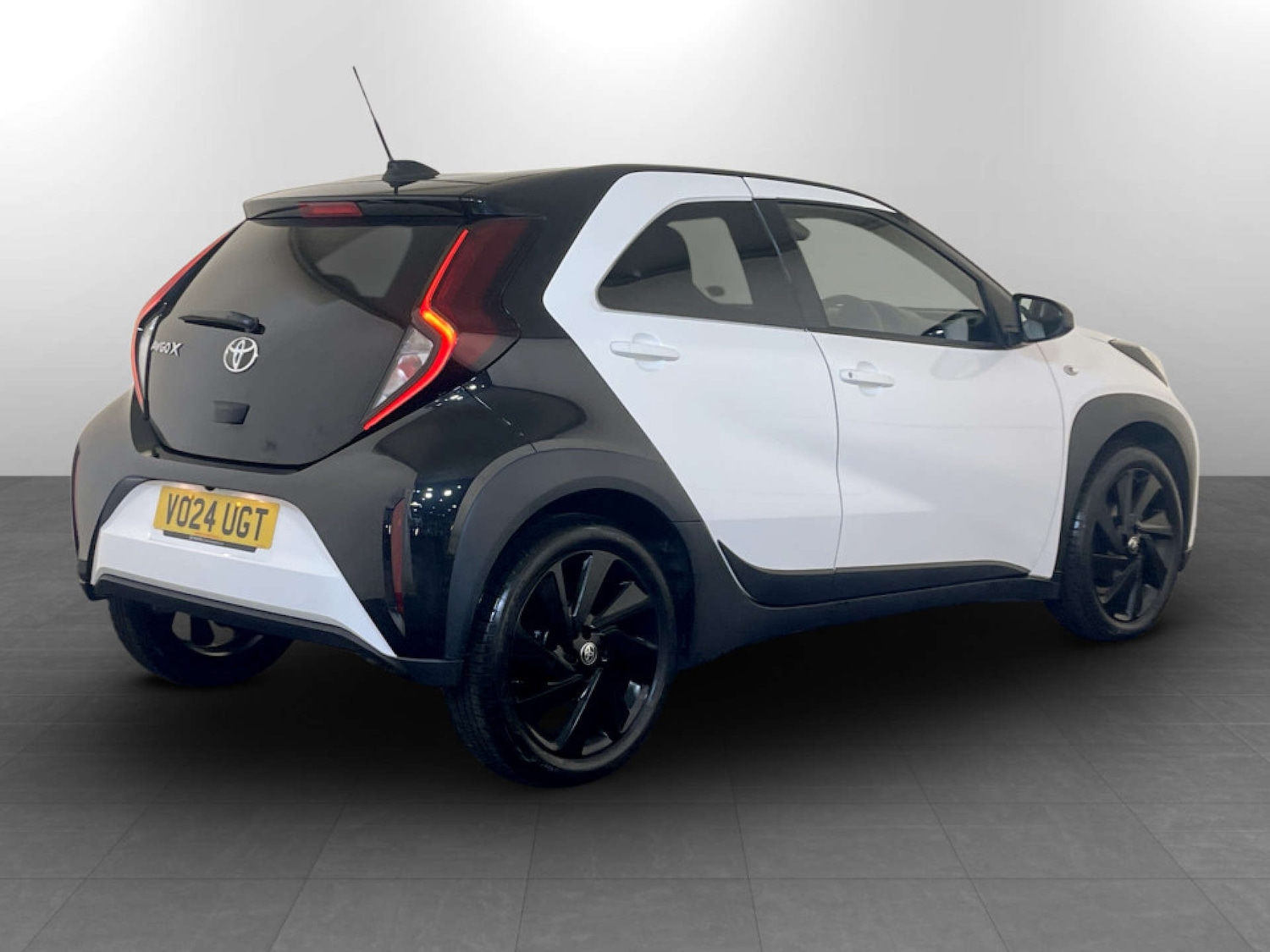 Used Toyota Aygo X 2024 for sale - 77310437: Photo 9