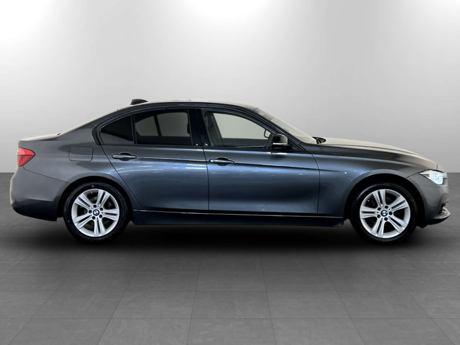 Used BMW 3 Series 2018 for sale - 77355474: Photo 11