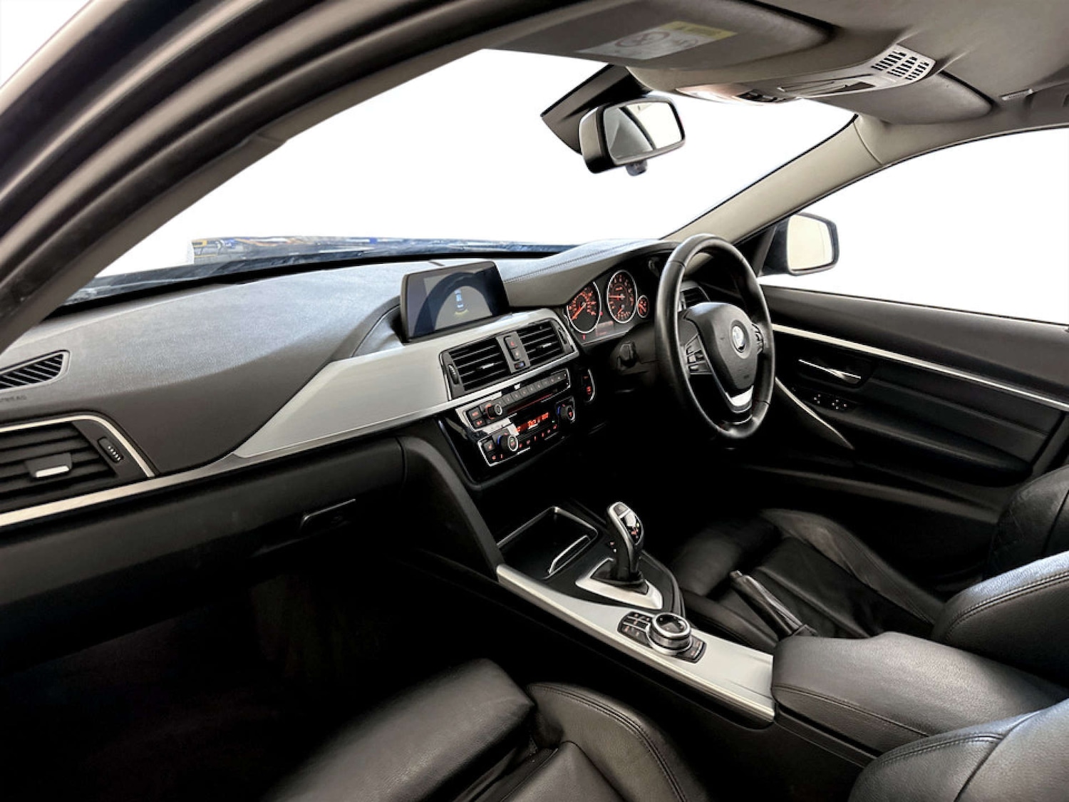 Used BMW 3 Series 2018 for sale - 77355474: Photo 12