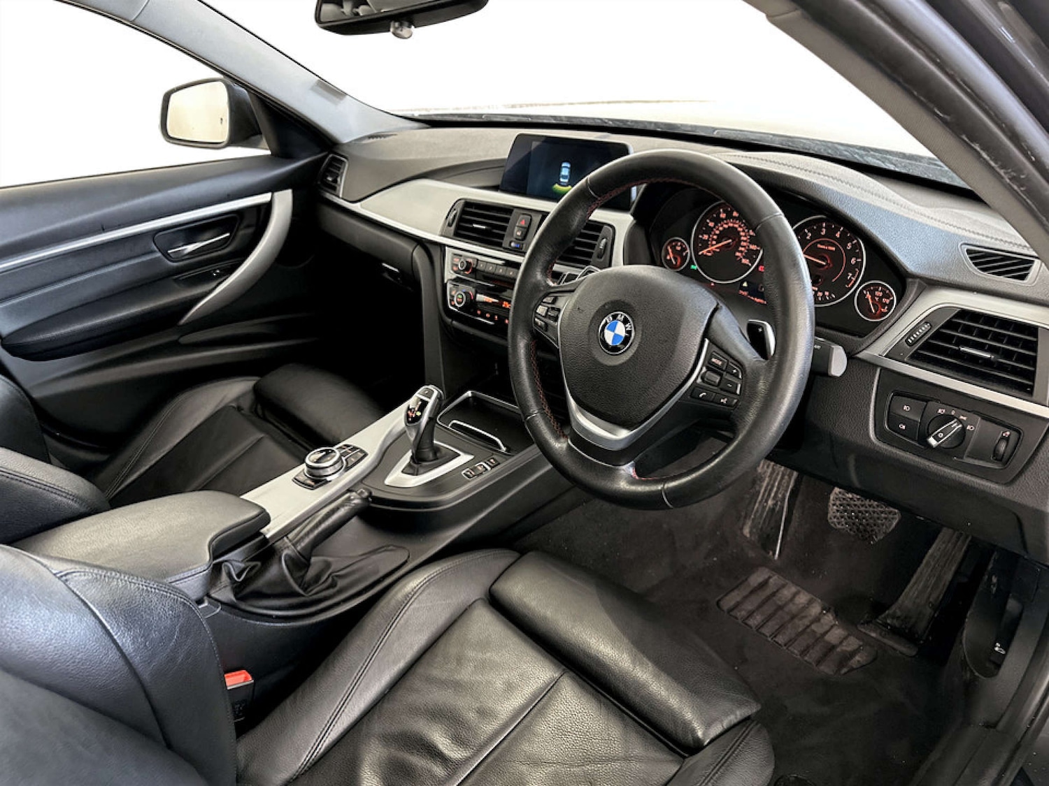 Used BMW 3 Series 2018 for sale - 77355474: Photo 14