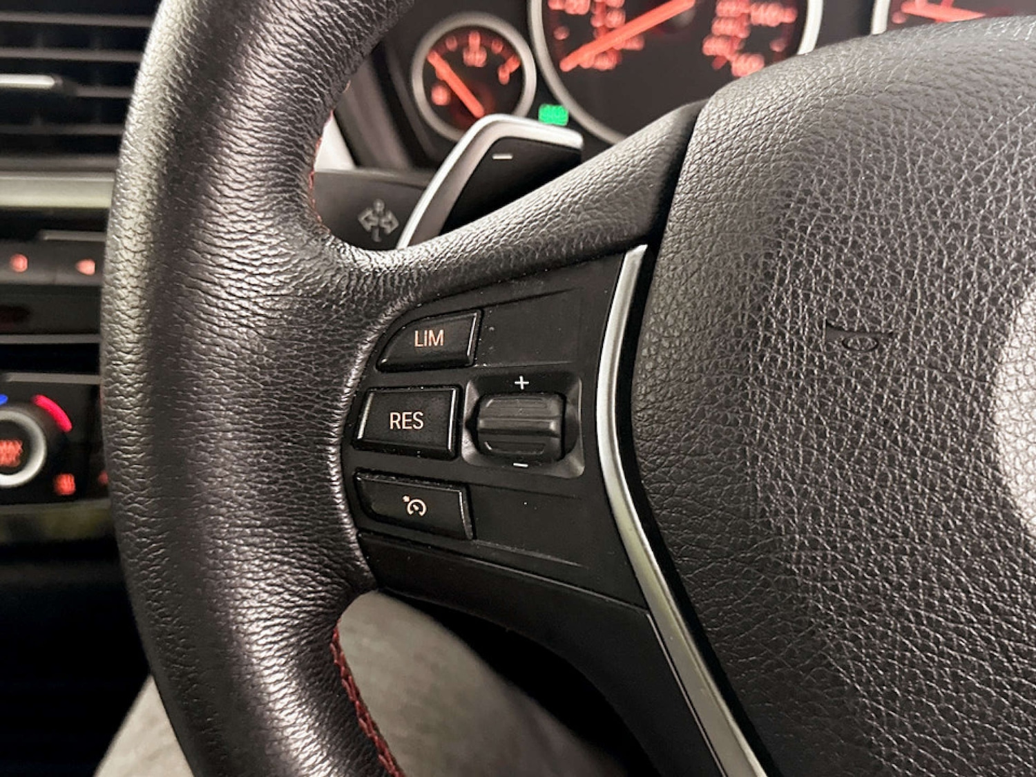 Used BMW 3 Series 2018 for sale - 77355474: Photo 16