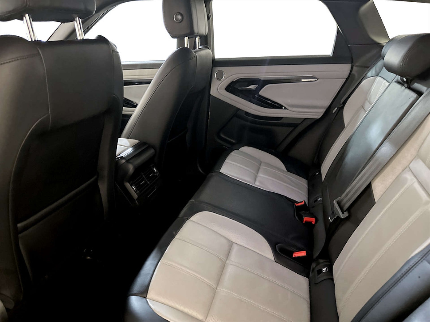 Used Land Rover Range Rover Evoque 2019 for sale - 77775406: Photo 14