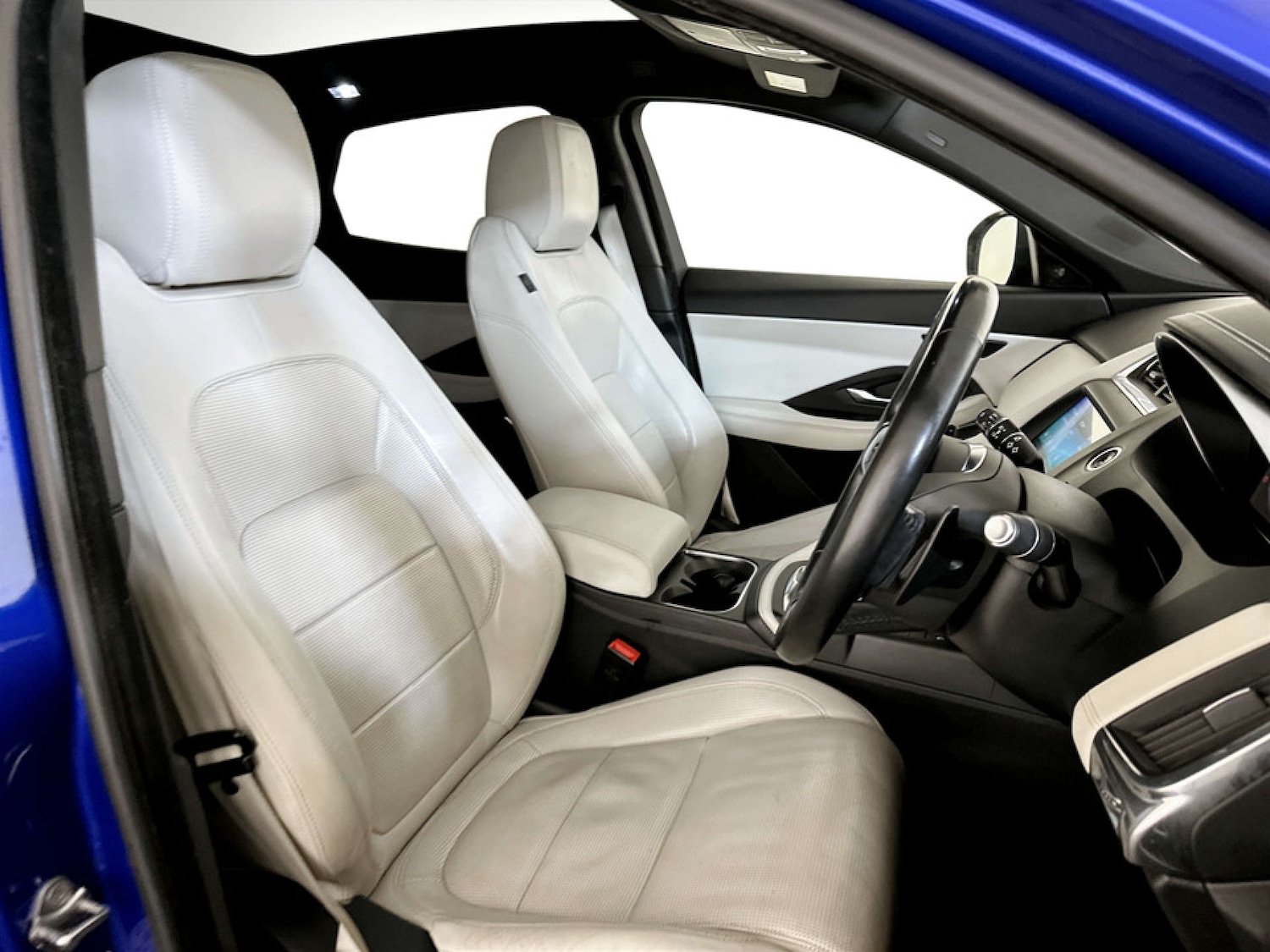 Used Jaguar E-Pace 2018 for sale - 77469905: Photo 13