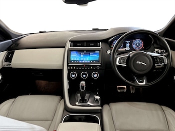 Used Jaguar E-Pace 2018 for sale - 77469905: Photo