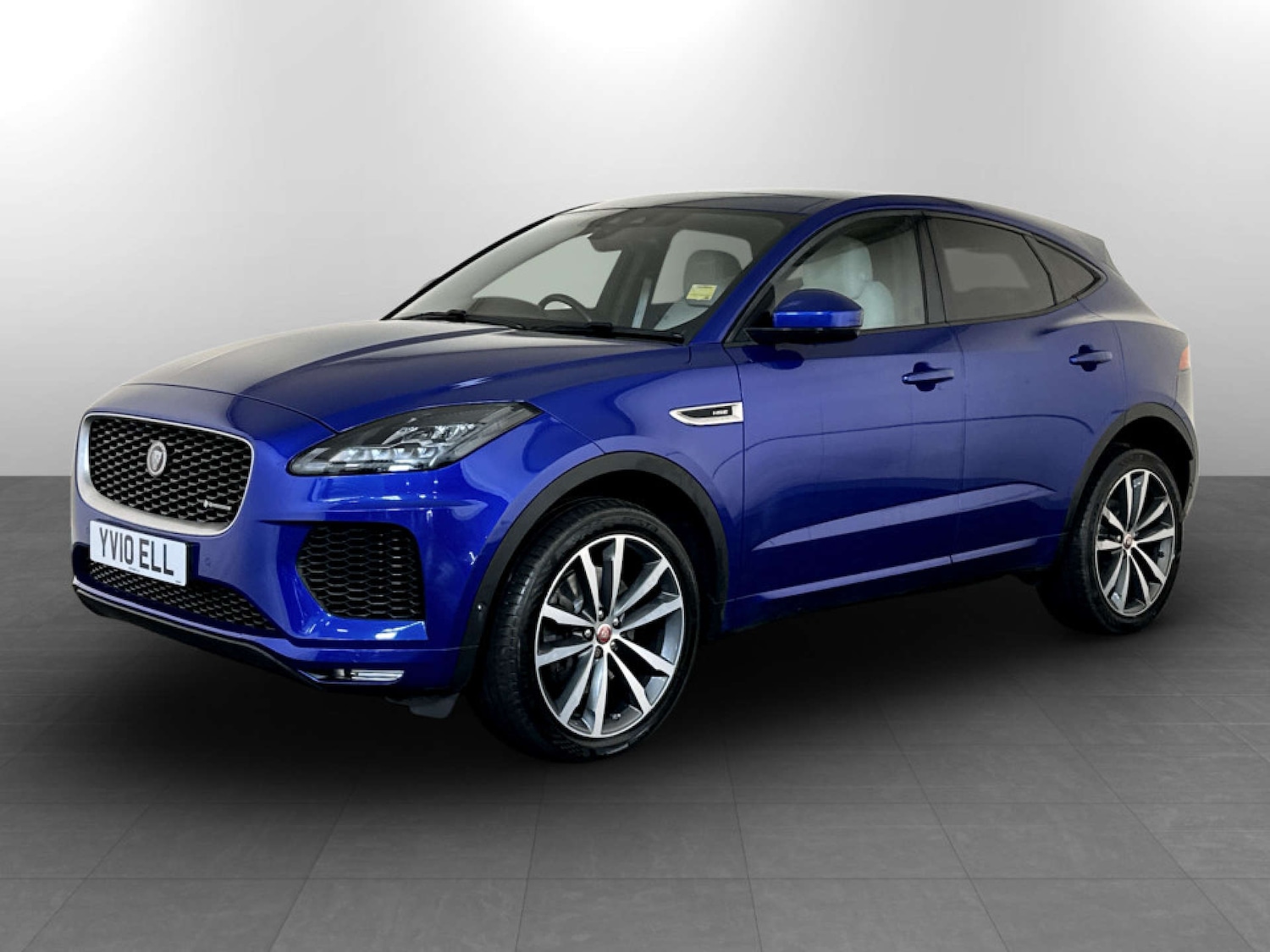 Used Jaguar E-Pace 2018 for sale - 77469905: Photo 6