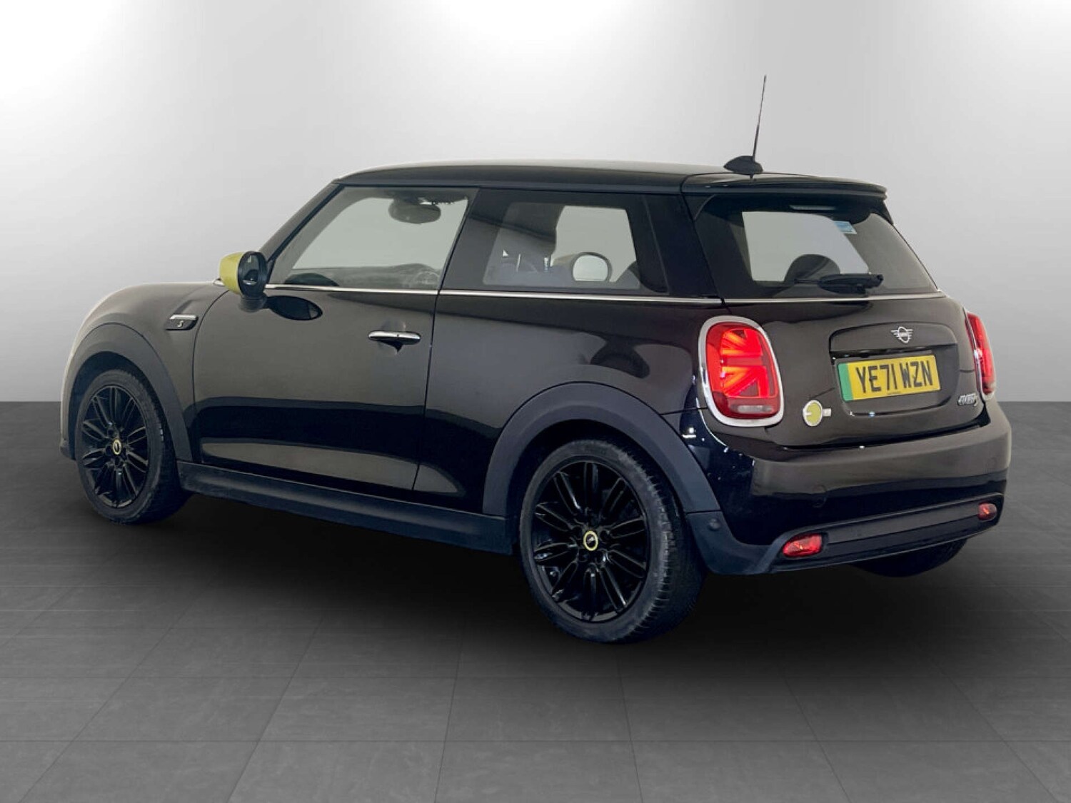 Used MINI Hatch 2021 for sale - 77494235: Photo 8