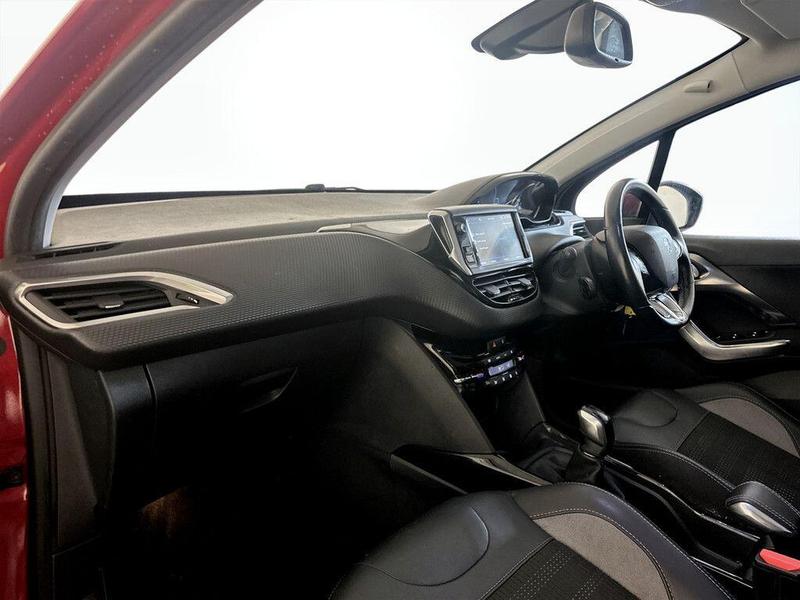 Used Peugeot 2008 2019 for sale - 76433863: Photo 12