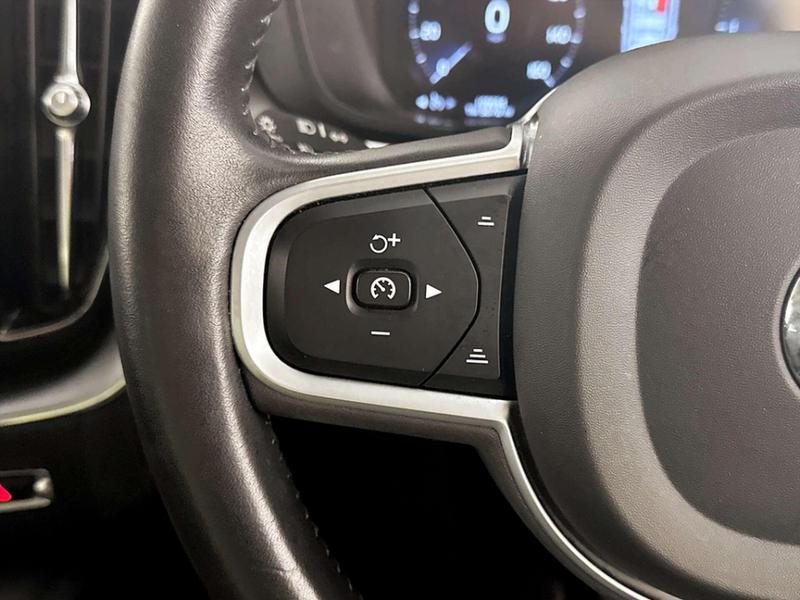 Used Volvo XC60 2019 for sale - 76895590: Photo 17