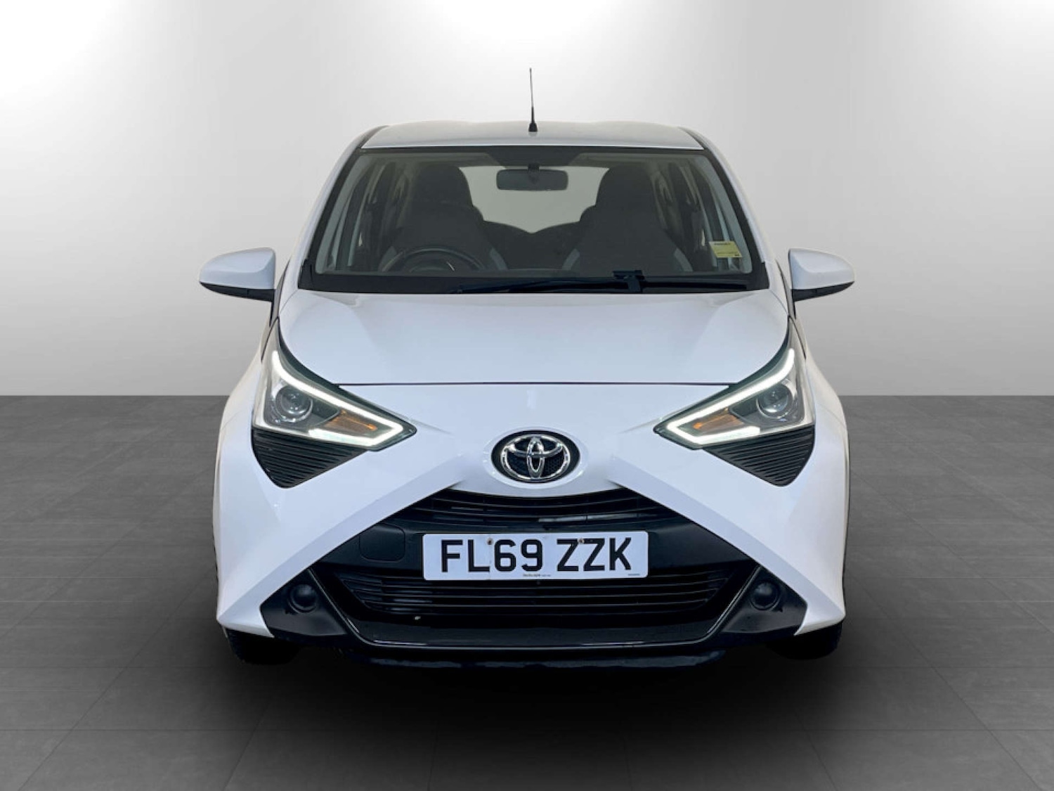 Used Toyota AYGO 2019 for sale - 77662761: Photo 5