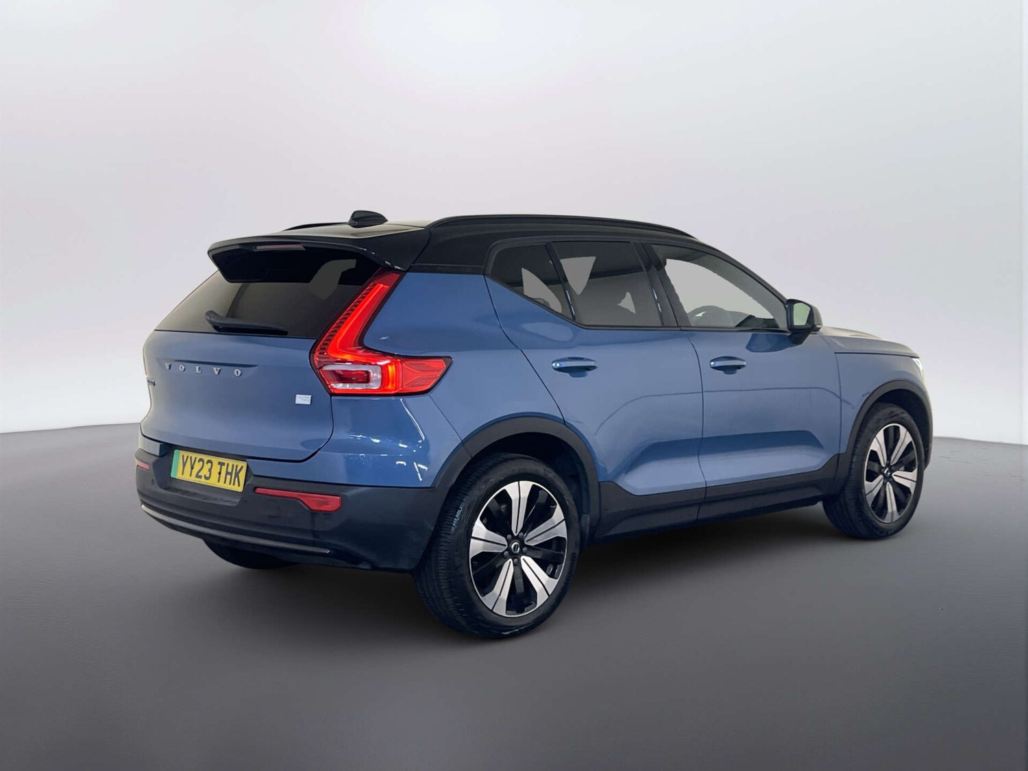 Used Volvo XC40 2023 for sale - 78039668: Photo 10
