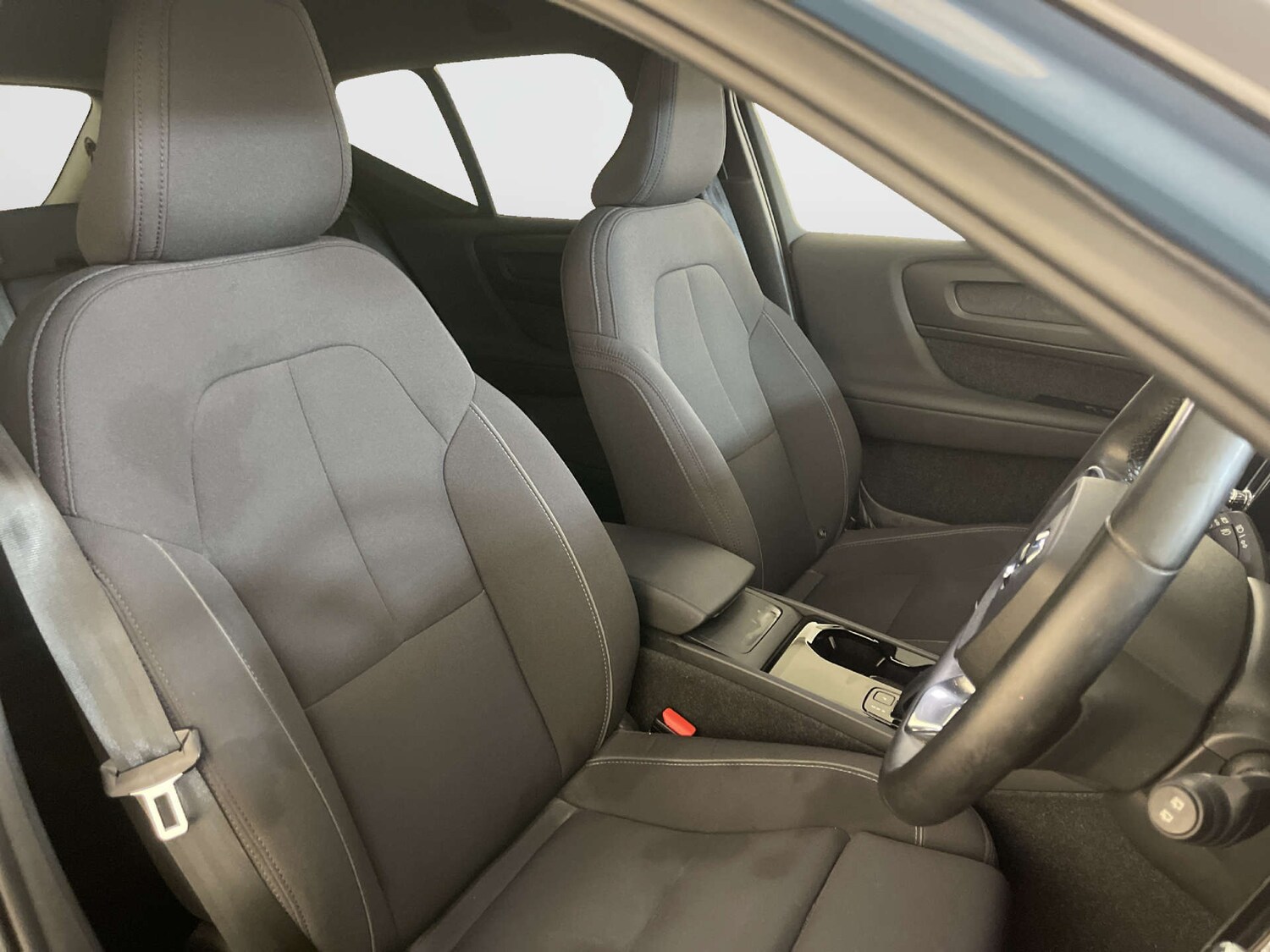 Used Volvo XC40 2023 for sale - 78039668: Photo 13