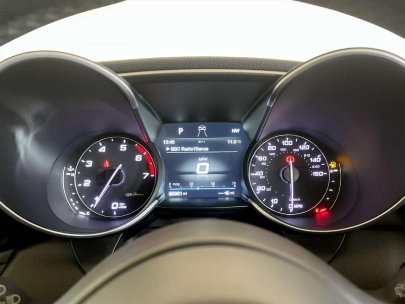 Used Alfa Romeo Giulia 2018 for sale - 77048099: Photo 19