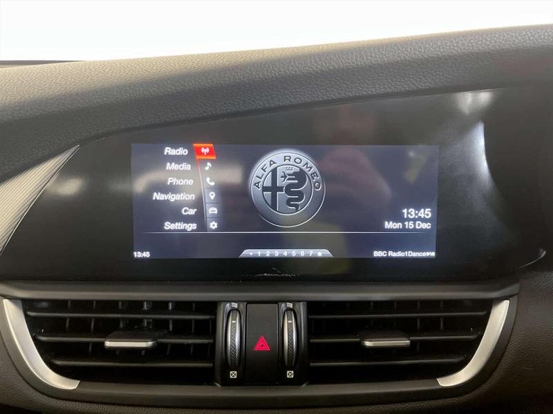 Used Alfa Romeo Giulia 2018 for sale - 77048099: Photo 23