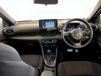 Used Toyota Yaris 2023 for sale - 76835415: Photo