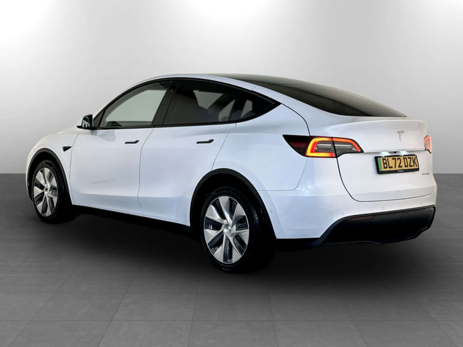 Used Tesla Model Y 2022 for sale - 77662765: Photo 7