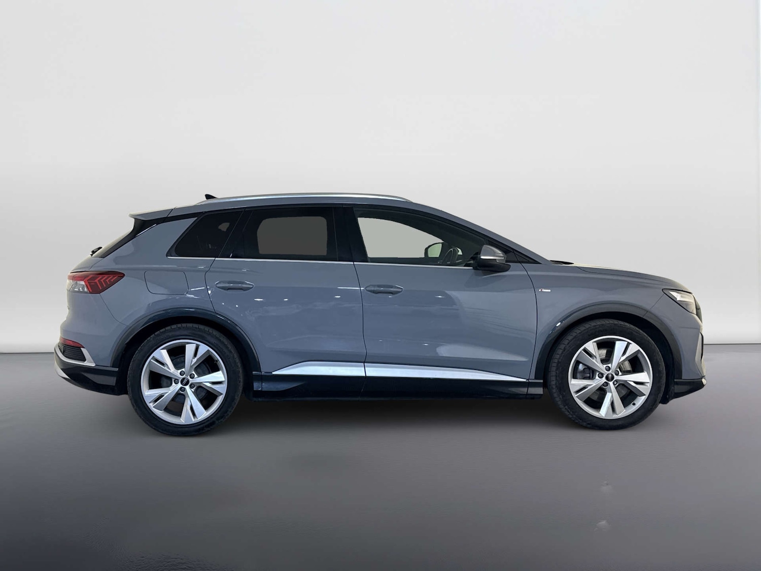 Used Audi Q4 e-tron 2023 for sale - 77844633: Photo 10