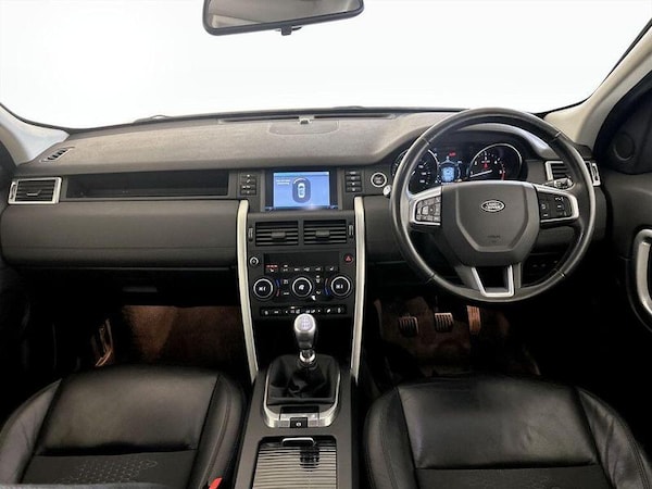 Used Land Rover Discovery Sport 2019 for sale - 76298986: Photo 3