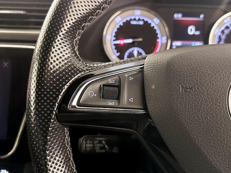 Used Skoda Superb 2019 for sale - 76641133: Photo 18